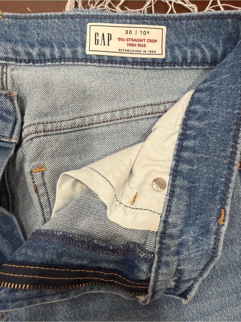 GAP Light Blue High-Rise Cropped Women's Jeans